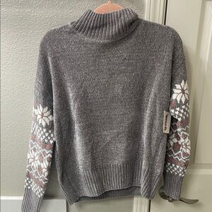 Gray Patterned Turtleneck Sweater